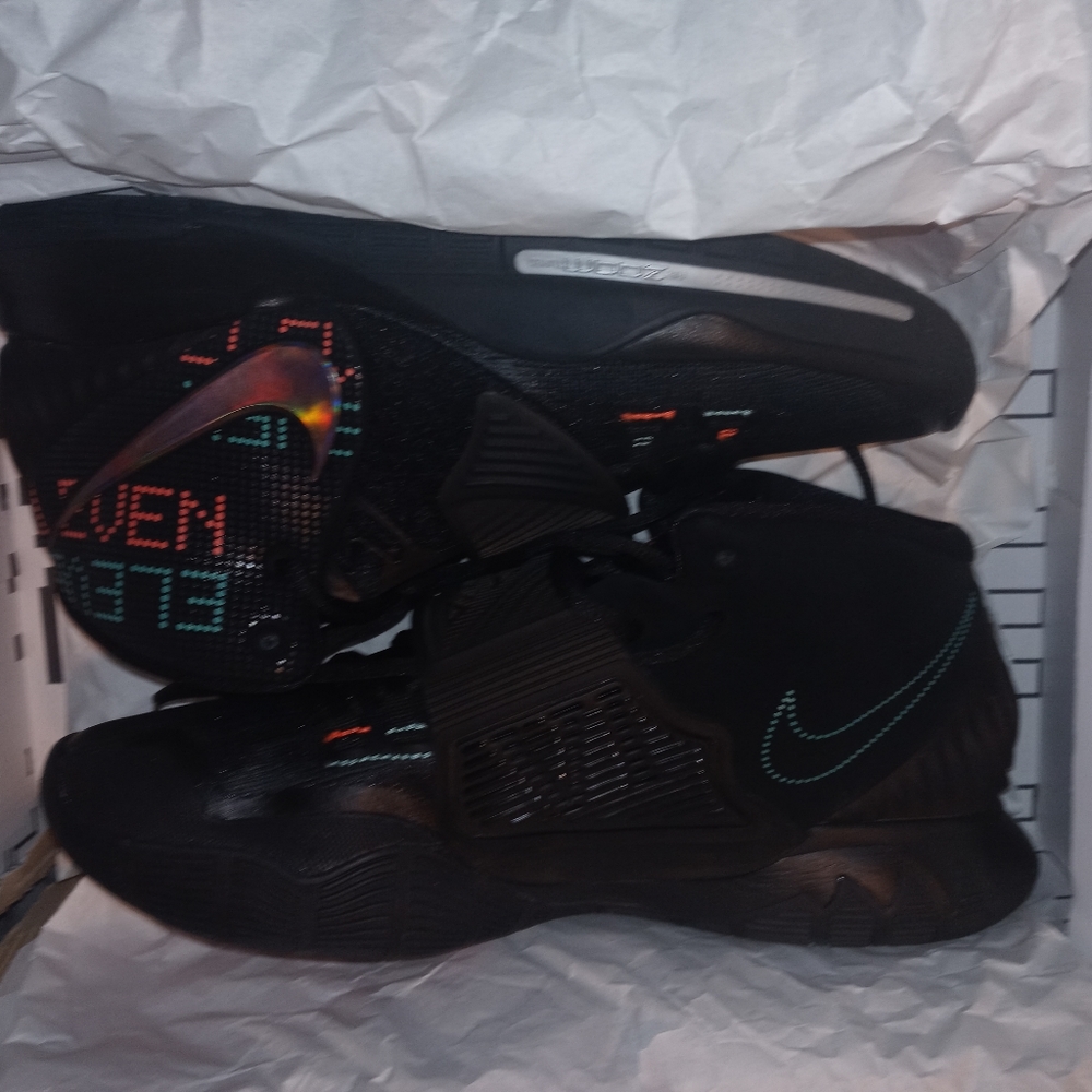 Men's sz 10.5 kyrie 6